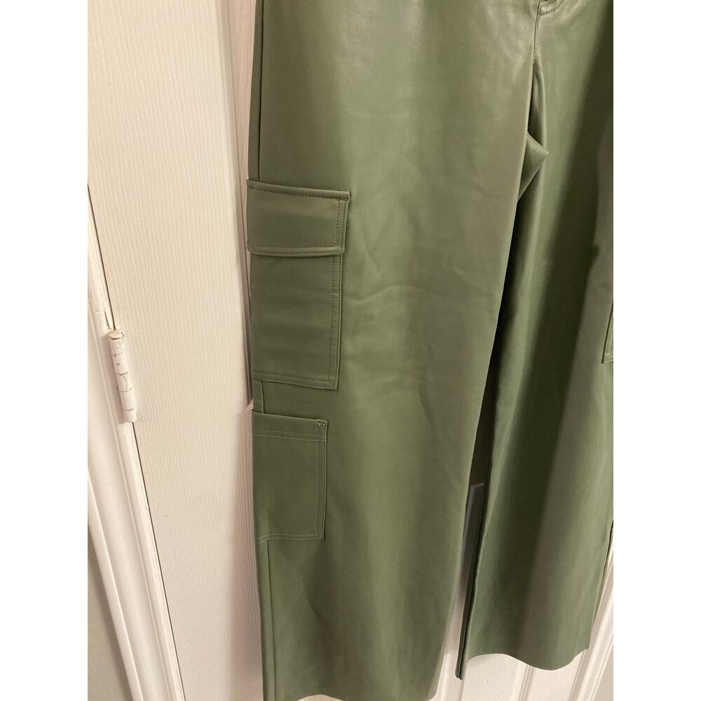 Edgy Express  Vegan / Faux Leather Pants Green Cargo High Rise Wide Leg Pant 12R - Picture 3 of 9